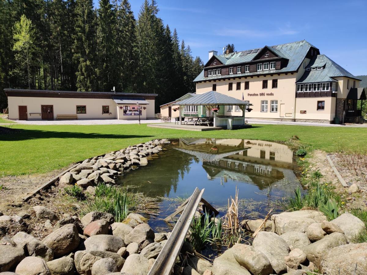 Penzion Bila Voda Harrachov Eksteriør bilde