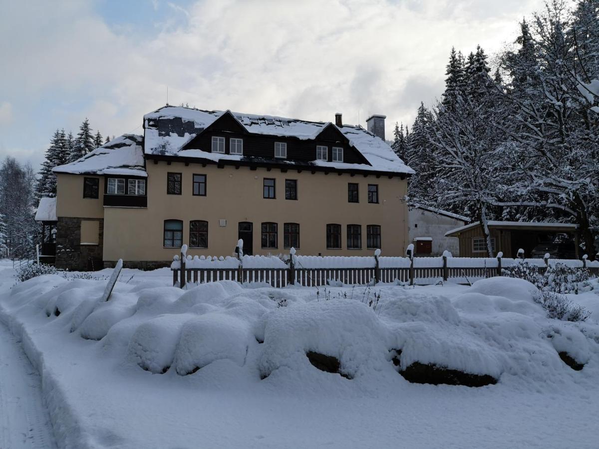 Penzion Bila Voda Harrachov Eksteriør bilde